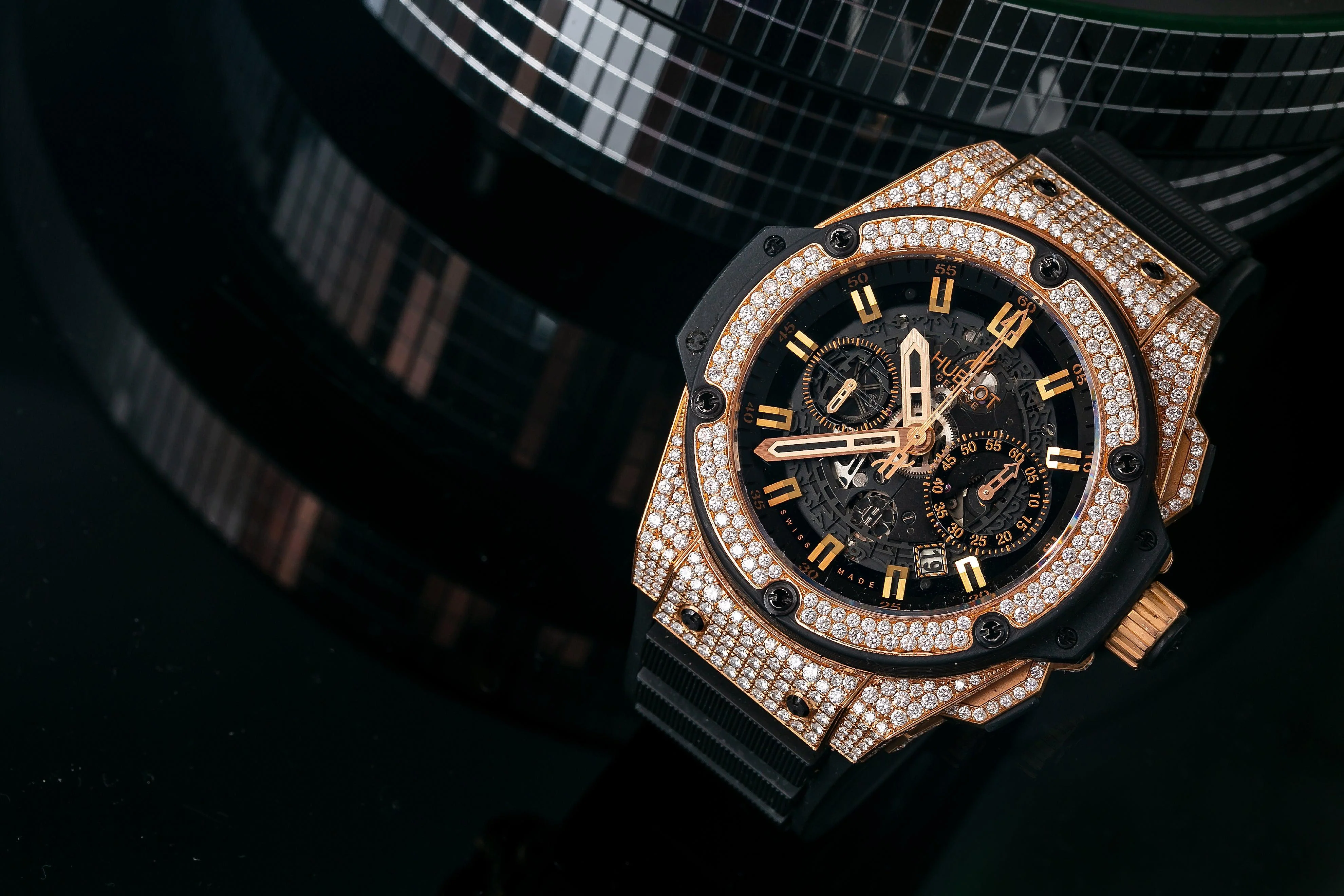 Hublot King Power 701.OX.0180 48MM Black Dial With Rubber Bracelet & 4.50 Ct Diamonds - Image 3