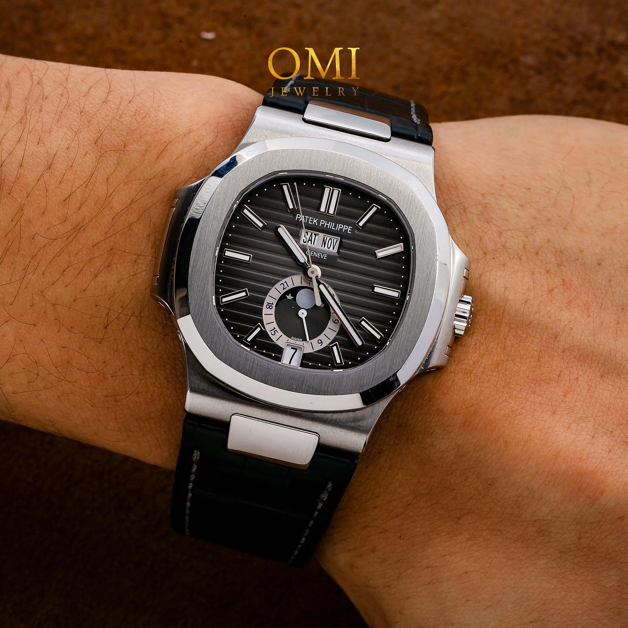 Patek Philippe Nautilus 40.5MM 5726A-001 Black Dial Stainless Steel Bezel Black Alligator Leather Strap - Image 6